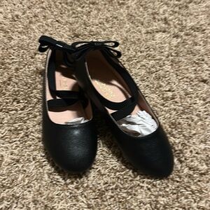 Girls Dress Shoe